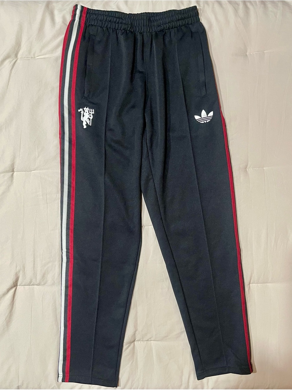 New Adidas Original Manchester United Black Track Pants Football Soccer Size S